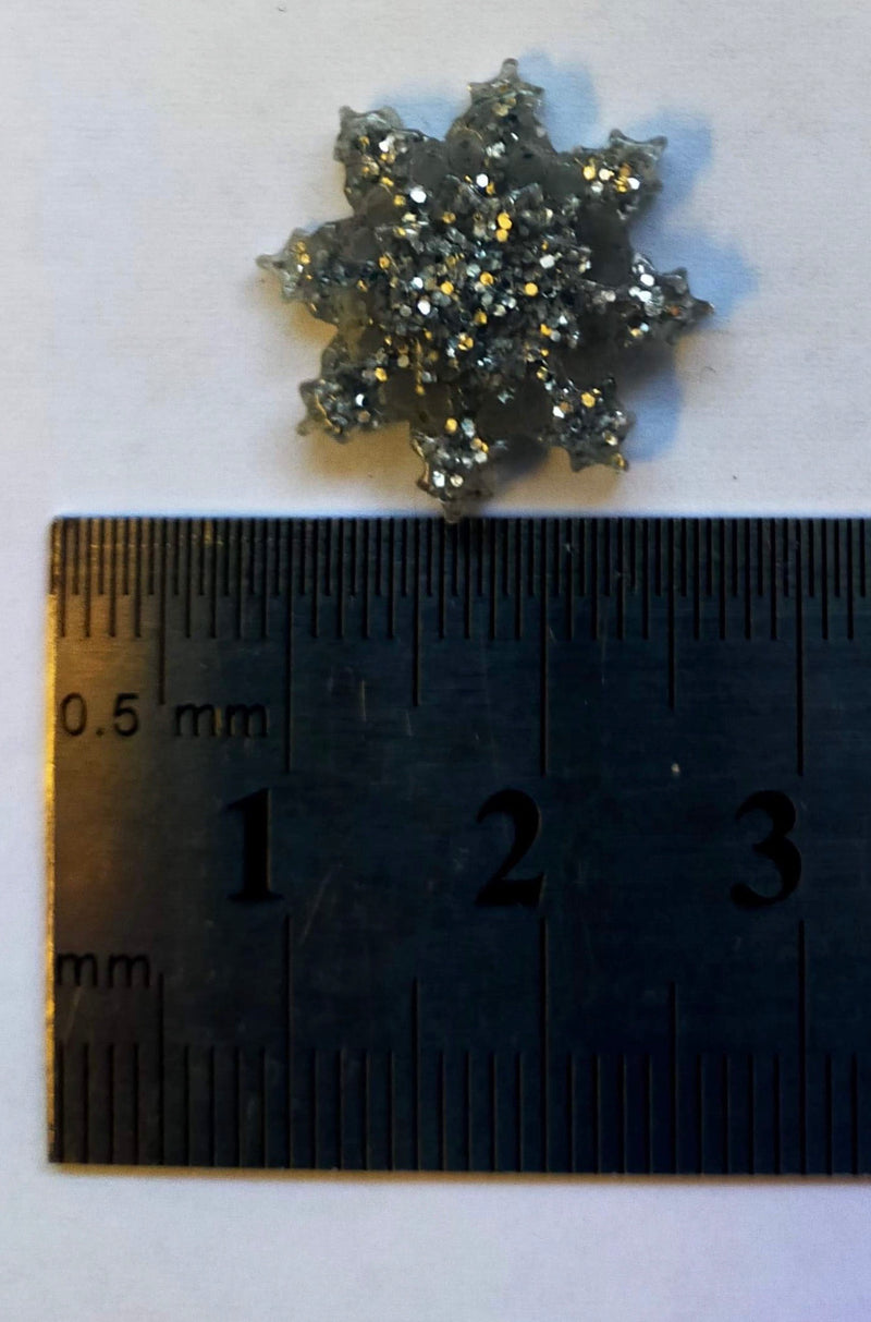 Flatback Resin- Glitter Snowflake